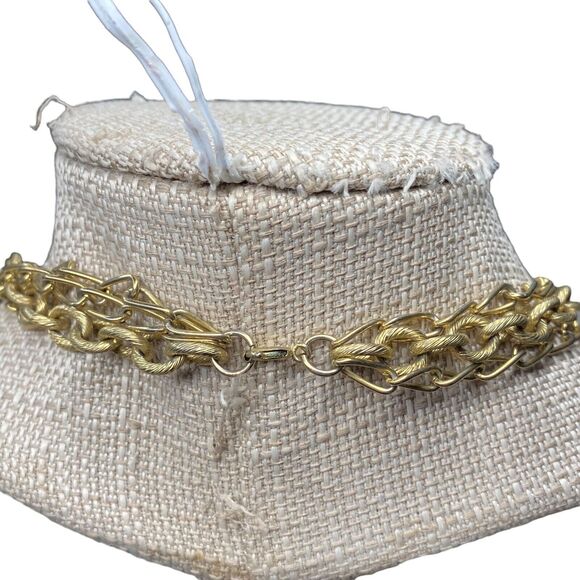 Gold Tone Chain Multi 3 Chain Necklace. - Picture 2 of 6